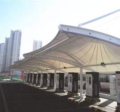 防雨充电桩停车棚